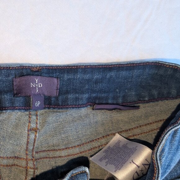 NDYJ Blue Jeans Boyfriend size 6P - Picture 7 of 9